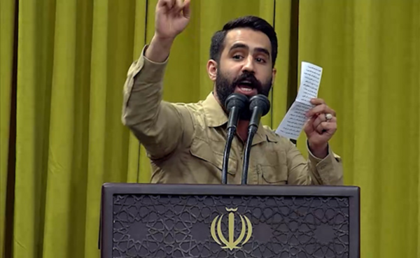 عکس حسین طاهری برای پوستر
