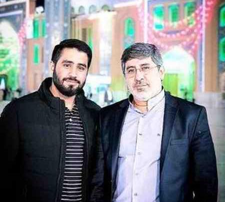 عکس حسین طاهری با پدرش