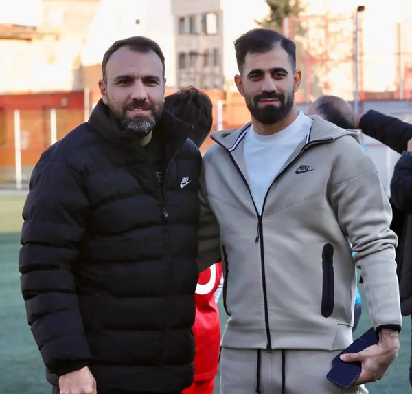 عکس حسین کنعانی زادگان با لباس استقلال