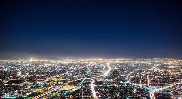 عکس هوایی از تهران در شب