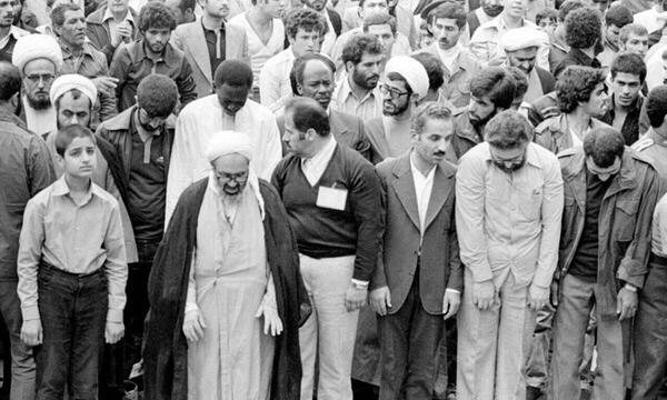 عکس جوانی محمد اصفهانی