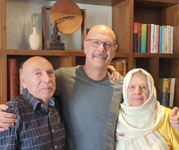عکس محمد بحرانی و مادرش