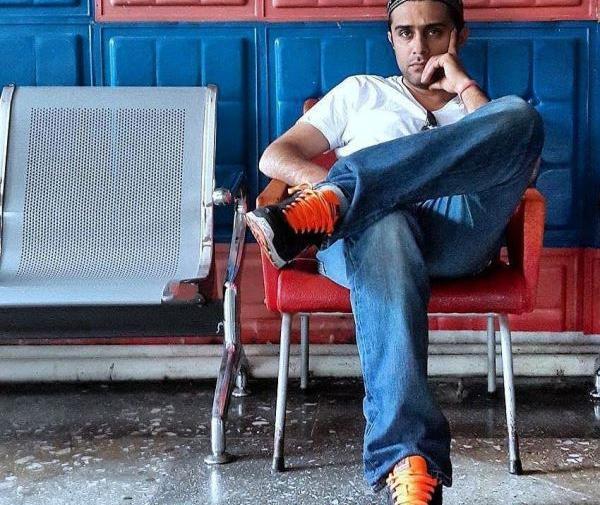 عکس محمد در سریال گاندو با همسرش