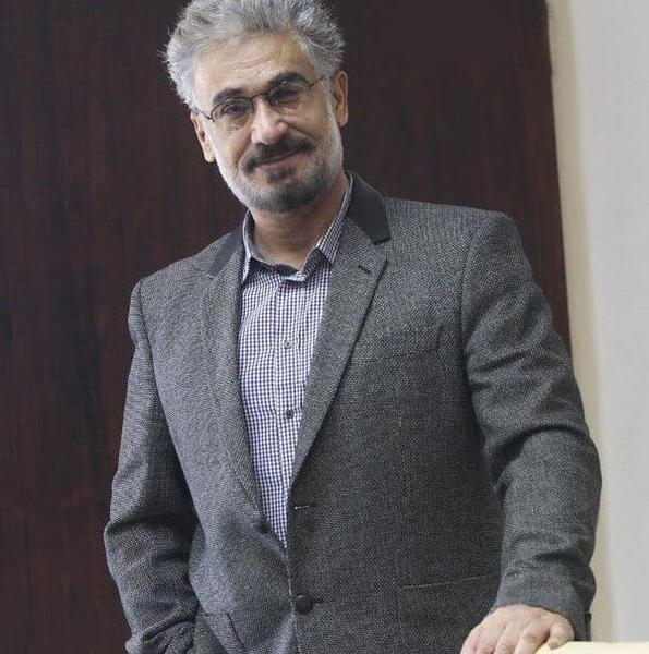 عکس محمد صادقی در خواب و بیدار