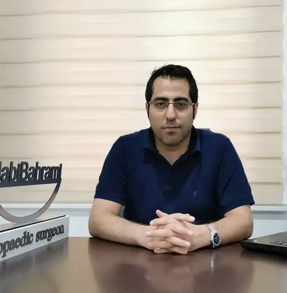 عکس دکتر محمد صالحی پور بندرعباس