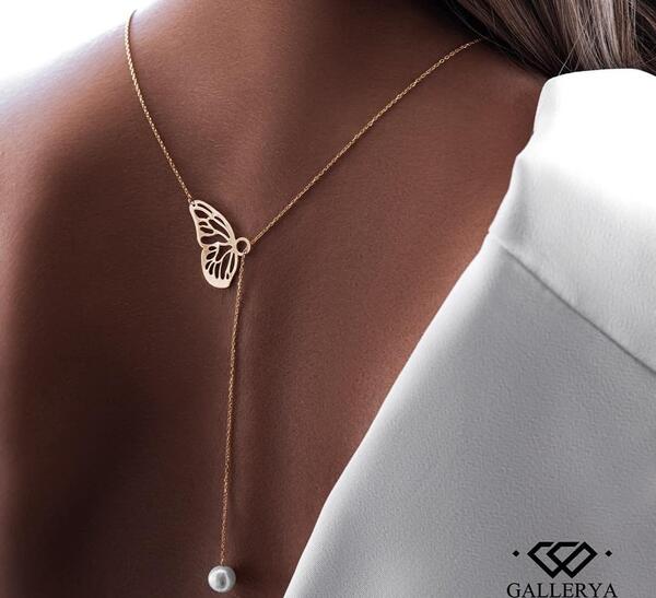 عکس گردنبند طلا پروانه