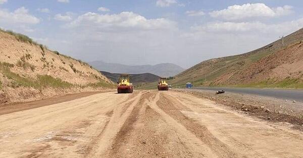 عکس کوه طلا در زاهدان