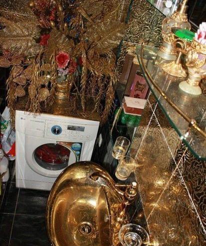 عکس طلا در خانه