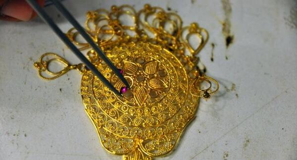 عکس کارگاه طلاسازی