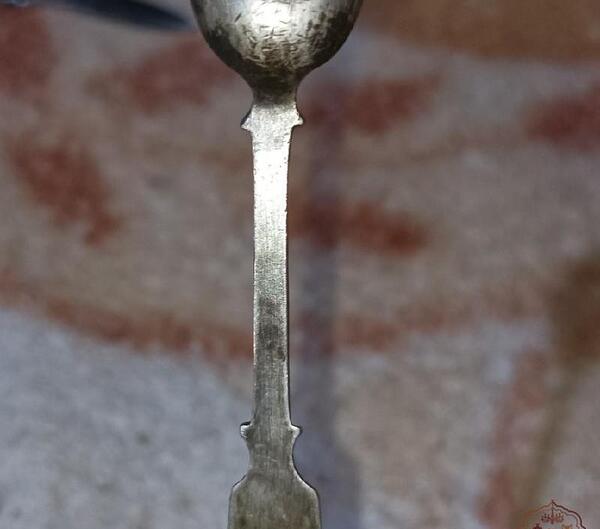 عکس قاشق طلا قدیمی