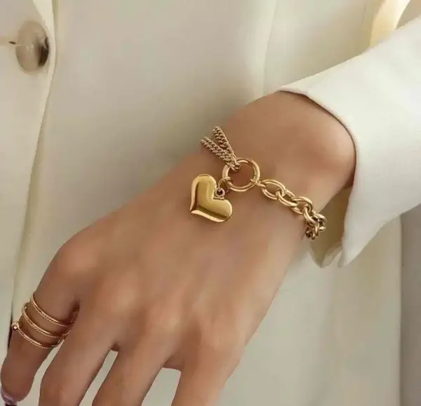 عکس دستبند طلا قلبی