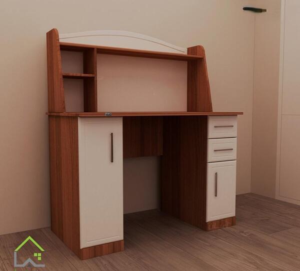 عکس میز چوبی ساده