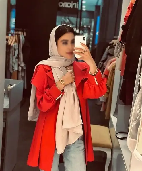 عکس مانتو قرمز ساده