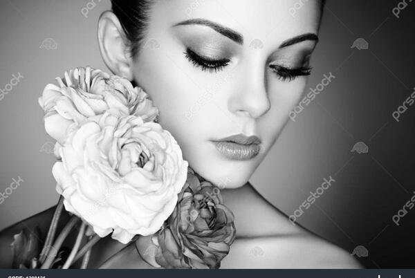عکس پرتره با گل
