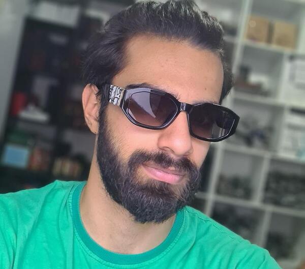 عکس پرتره با عینک