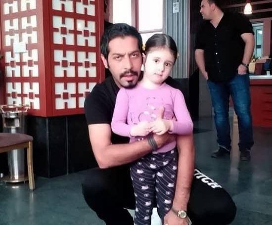 عکس همسر و فرزند کامران تفتی