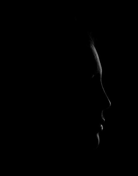 عکس پرتره سیاه و سفید از چهره