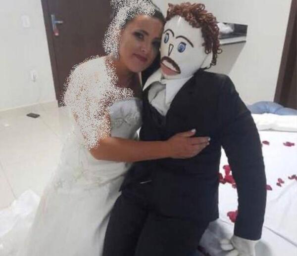 عکس بارداری با عروسک