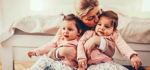 عکس بارداری دوقلویی
