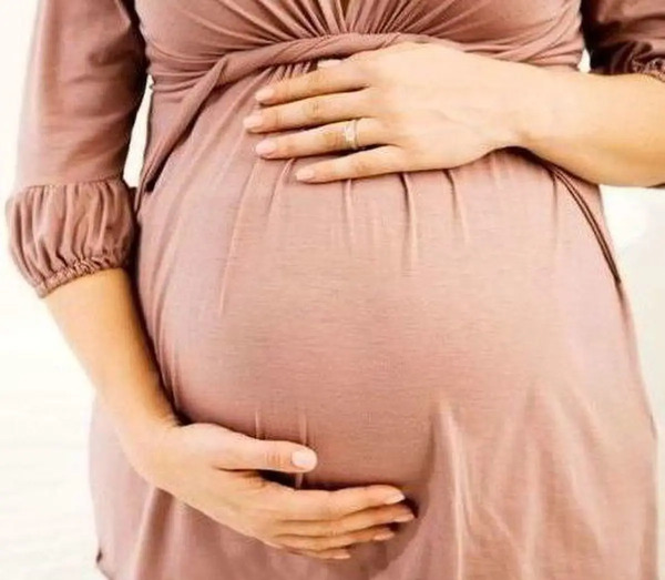 عکس بارداری خواهرزاده