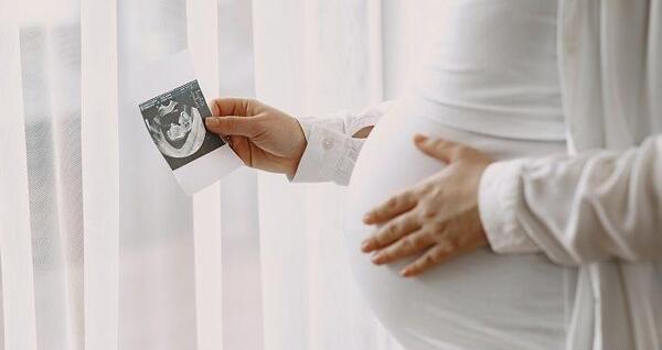نمونه عکس بارداری اتلیه