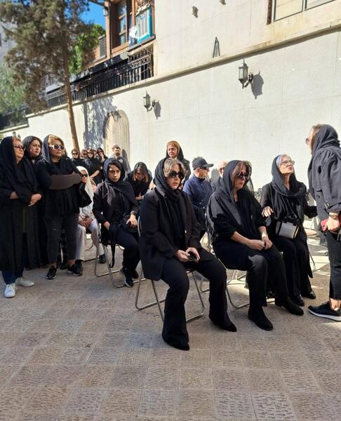 عکس همسر روحانی در سفر به ایتالیا