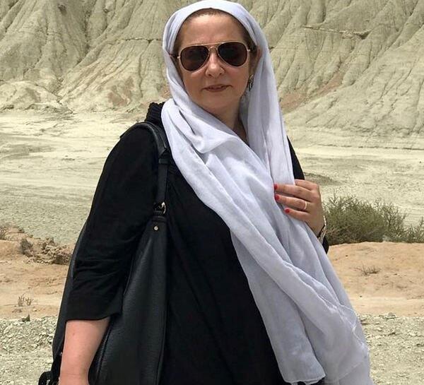 عکس جواد رضویان با همسر و دخترش
