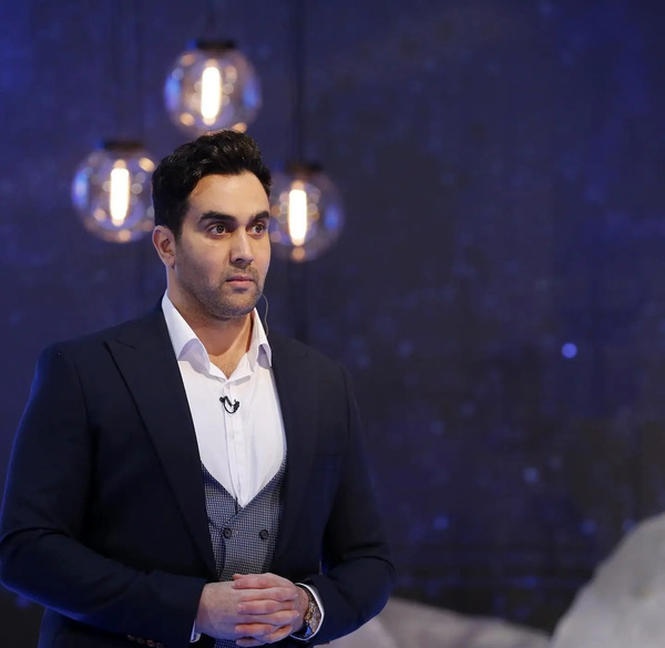 عکس همسر و فرزند پوریا پورسرخ
