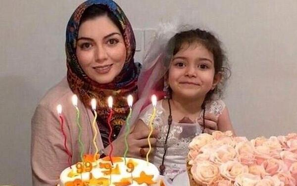 عکس همسر و فرزند آزاده نامداری
