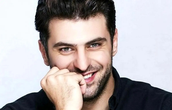 عکس همسر و فرزند علی ضیا