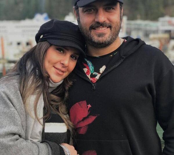عکس سام درخشانی با همسر