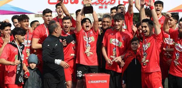 عکس همسر و فرزندان هادی نوروزی
