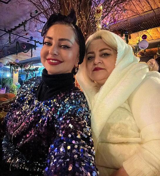 عکس از همسر نفیسه روشن