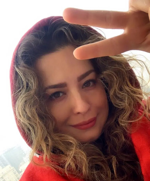 نام و عکس همسر مهراوه شریفی نیا