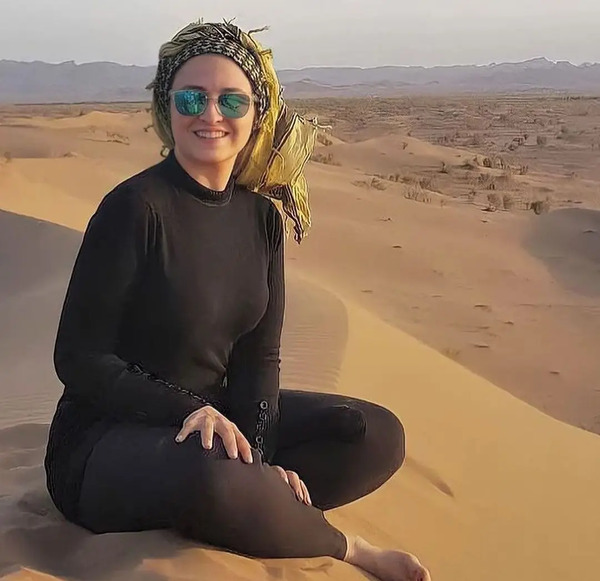 عکس ادیب راد همسر گلاره عباسی