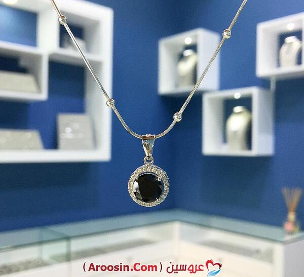 دانلود عکس گردنبند طلا دخترانه