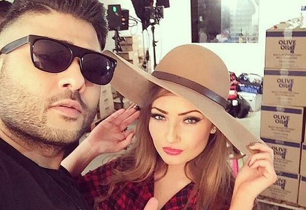 عکس عابدزاده با طلا گلزار