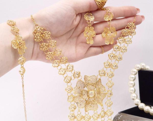عکس گردنبند طلای عربی
