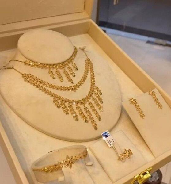 عکس سرویس طلای عربی