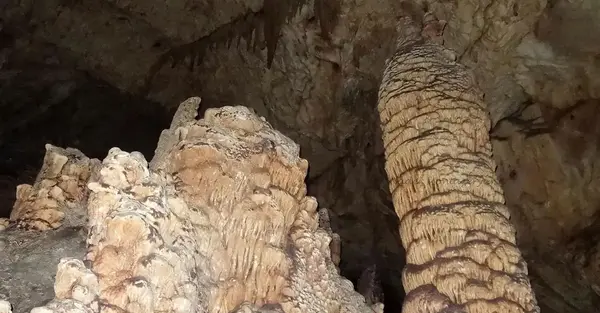 عکس غار پر از طلا