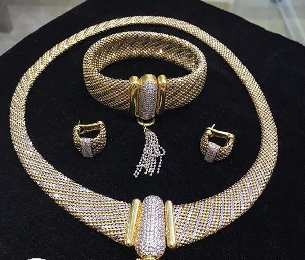 عکس سرویس طلا زرد جدید