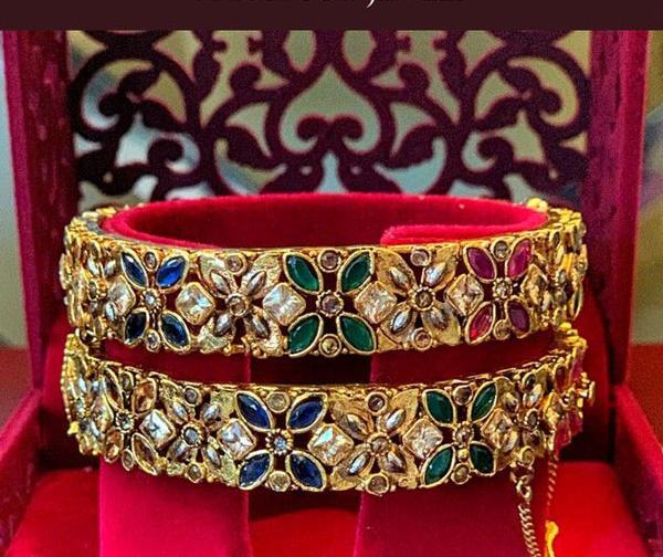 عکس النگو طلا رنگی
