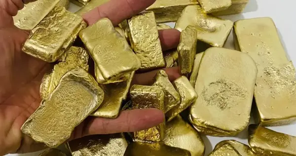 عکس طلا ذوب شده
