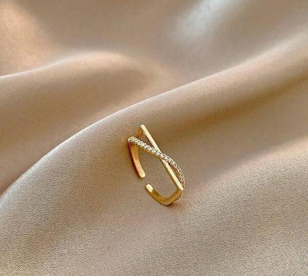 عکس حلقه طلا نگین دار