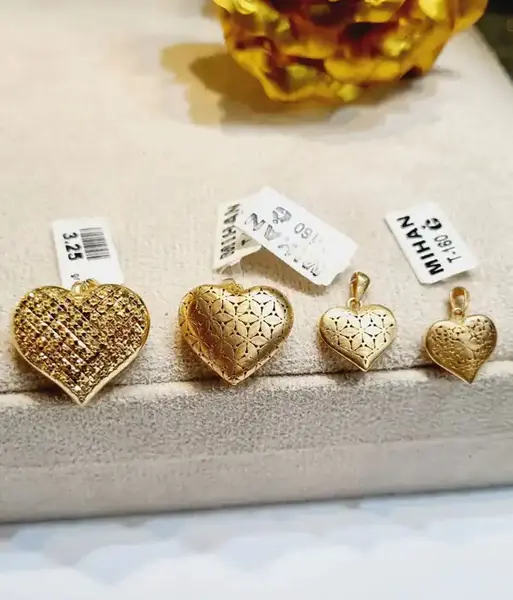عکس آویز گردنبند طلا