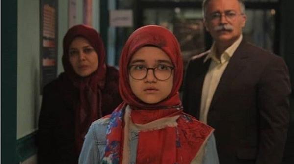 عکس مژگان در بچه مهندس ۳