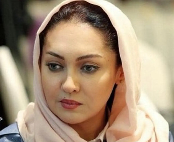 عکس مهران مدیری نیکی کریمی در استخر