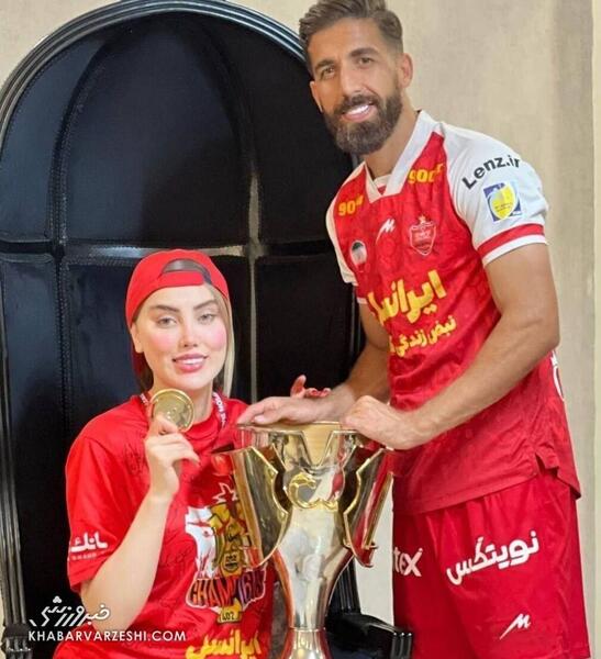 عکس محمد صلاح با همسرش
