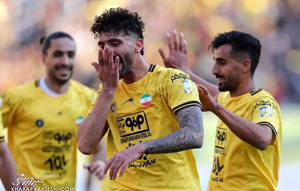 عکس محمد دانشگر در پرسپولیس