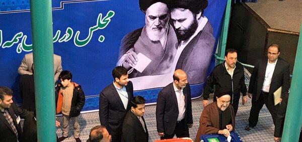 عکس سید محمد خاتمی با کت و شلوار